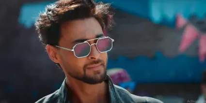 ‘रुस्लान’ चित्रपटातील पहिले गाणं रिलीज, आयुष शर्मा आणि सुश्री मिश्राची कमाल केमेस्ट्री!