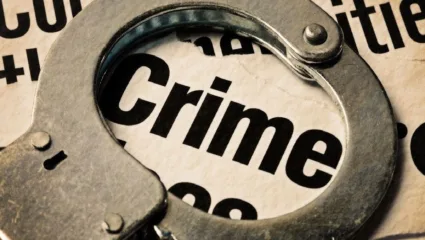 रांजणगावातील कंपनीत टोळक्याचा राडा; एचआरच्या केबिनमध्ये घुसले अन्…