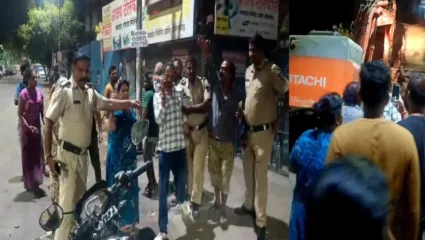 रात्री झोपेत असताना सात घरांवर फिरविला बुलडोझर, डोंबिवलीत धक्कादायक प्रकार