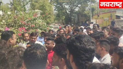 डॉ. बाबासाहेब आंबेडकर यांच्या अभिवादनाचा फ्लेक्स फाडल्याने भवानीनगरमध्ये तणाव; माथेफिरुला अटक, संतप्त युवकांचा रास्ता रोको
