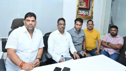मते मिळवण्यासाठी सरपंचांना धमकी देणे नितेश राणेंची जुनी परंपरा – आमदार वैभव नाईक