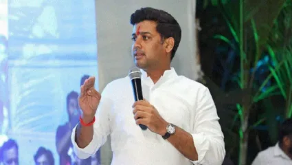 उमेदवार कुणीही आला तरी निवडणूक निवडणुकीच्या पद्धतीने लढणार – श्रीकांत शिंदे