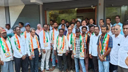 लोकसभा निवडणुकीपूर्वी भाजपाला मोठा धक्का, भाजपच्या असंख्य कार्यकर्त्यांचा राष्ट्रवादीत प्रवेश