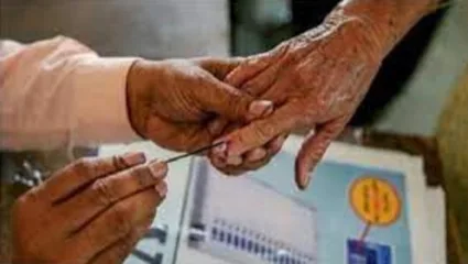 निवडणुकीत इलेक्शन ड्यूटी रद्द करण्यासाठी कर्मचाऱ्यांनी दिले आजारपणाचे कारण