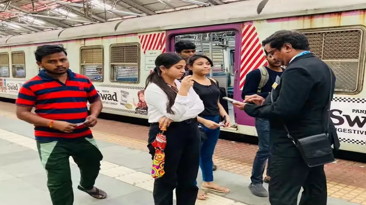 मध्य रेल्वेकडून मोठी कारवाई, फुकट्या प्रवाशांकडून ३०० कोटींचा दंड केला वसूल