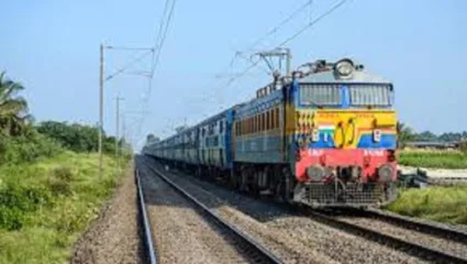 रेल्वे प्रवाशांसाठी महत्त्वाची बातमी; नागपूर-मुंबई दुरंतोसह अनेक रेल्वेगाड्या रद्द