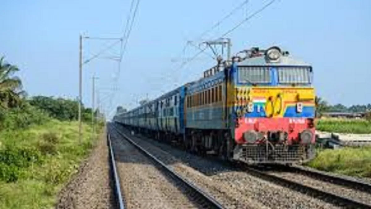 रेल्वे प्रवाशांसाठी महत्त्वाची बातमी; नागपूर-मुंबई दुरंतोसह अनेक रेल्वेगाड्या रद्द