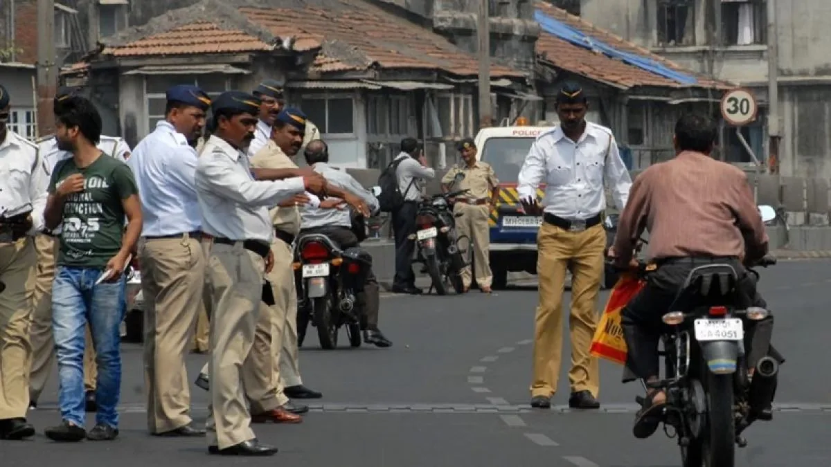 After Kalyaninagar Pune Accident Case The Traffic Police In Yavatmal Started Taking Action Against Minor Drivers Nrpm