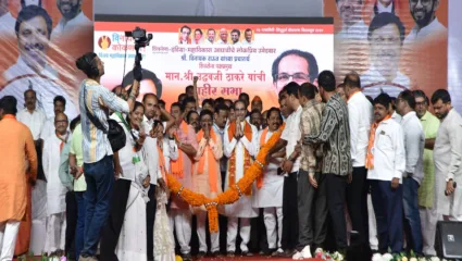 पक्षप्रमुख उद्धव ठाकरे यांचा भाजपवर घणाघात; कणकवली येथे विनायक राऊत यांच्या प्रचारार्थ जाहीर सभा