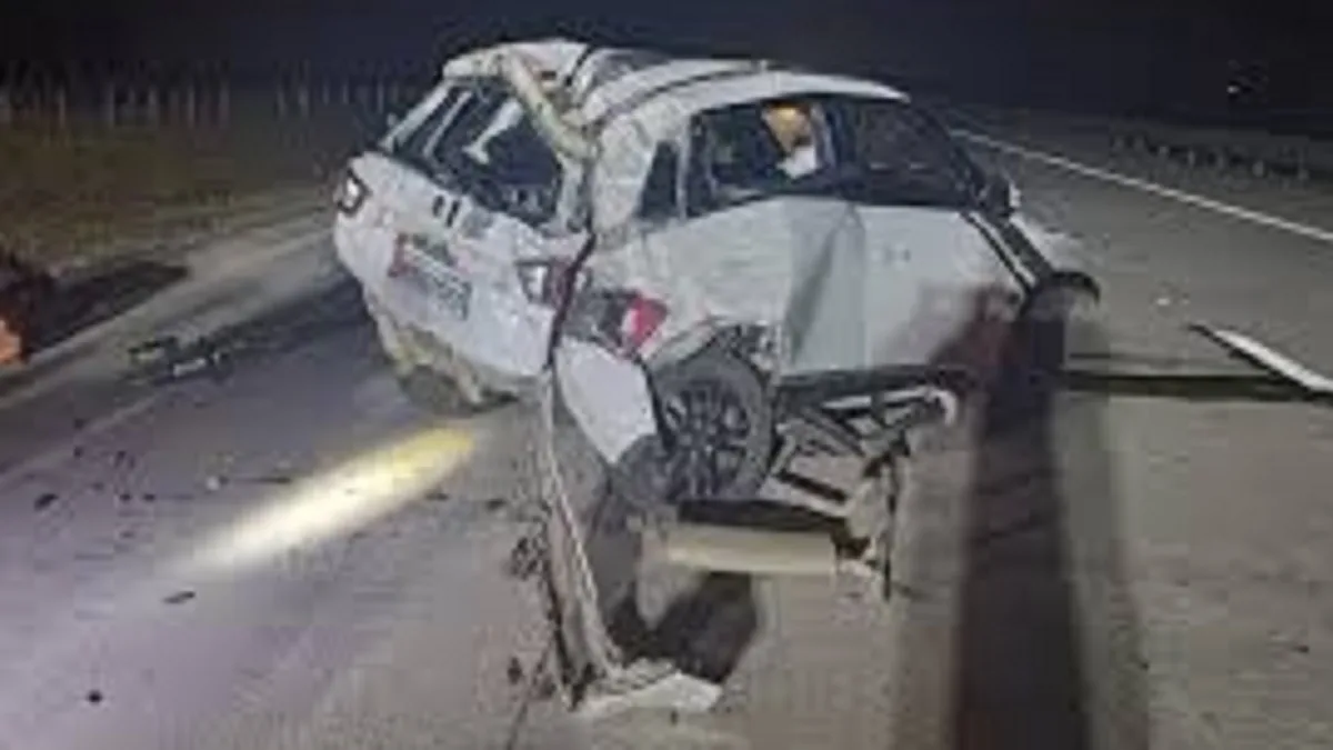 Terrible Accident On Samriddhi Highway 3 Killed And 2 Injured In The Accident Death Maharashtra Accident Nrsk