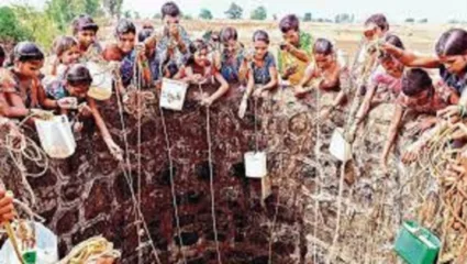 मराठवाड्यात भीषण पाणीटंचाई, ११ प्रकल्पापैकी ३ प्रकल्प कोरडे; जायकवाडी धरणात ८% पाणीसाठा