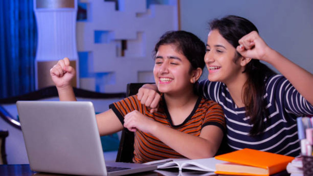 JoSAA समुपदेशनचा पहिल्या राऊंटचा निकाल आज येणार, प्रवेशासाठीची तयारी जाणून घ्या. student (फोटो सौजन्य-iStock)