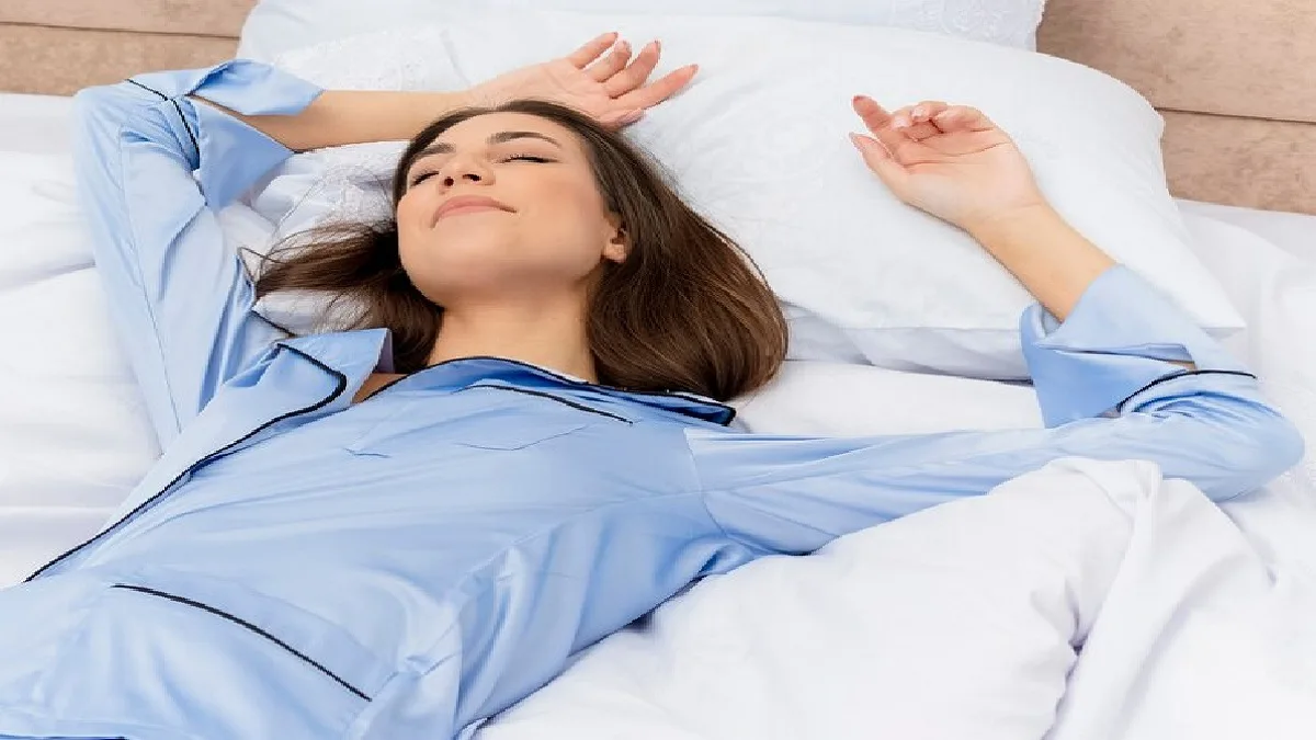 Lets Find Out Which Is The Right Direction To Sleep With The Head