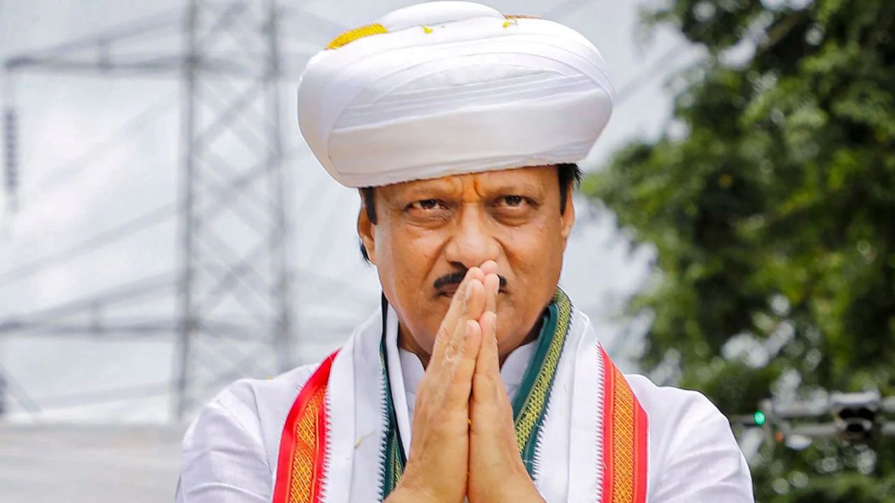 काकांचे बोट धरून महाराष्ट्राच्या राजकारणात पाऊल ठेवलेल्या अजित पवार यांनी महाराष्ट्राचे उपमुख्यमंत्री पदापर्यंतचा प्रवास केला. ते त्यांच्या चाहत्यांमध्ये आणि जनतेमध्ये दादा (मोठा भाऊ) म्हणून लोकप्रिय आहेत. अजित पवार यांनी त्यांचे प्राथमिक शिक्षण देवळाली प्रवरा येथे तर माध्यमिक शिक्षण महाराष्ट्र शिक्षण मंडळातून केले. पवार यांनी माध्यमिक शालेय स्तरापर्यंतच शिक्षण घेतले.