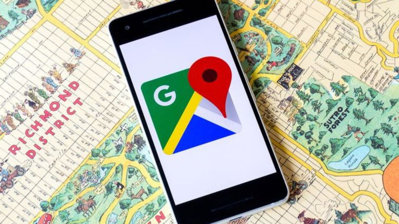 Ola Maps खास भारतीय उद्योजक, विद्यार्थी आणि सॉफ्टवेअर डेव्हलपर यांच्या गरजांसाठी तयार करण्यात आला आहे. Ola Mapsचे युजर्स खूपच कमी असतील कारण ते फक्त भारतापुरते मर्यादित आहे. Google Maps ने संपूर्ण जग व्यापले आहे, म्हणूनच त्याचे युजर्स Ola Maps पेक्षा कितीतरी पटीने अधिक असतील.