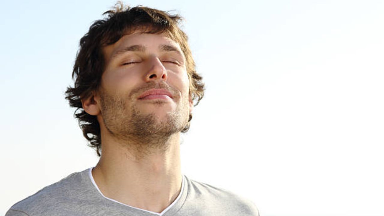 कामाचा ताण नक्कीच होईल कमी! ‘असा’ साधा वर्क लाईफ बॅलन्स