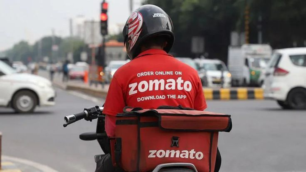 zomato delivery boy reveal his daily earning , zomato delivery man earning, lifestyle news, intresting, Zomato डिलिव्हरी बॉय एका दिवसांत किती कमाई करतो