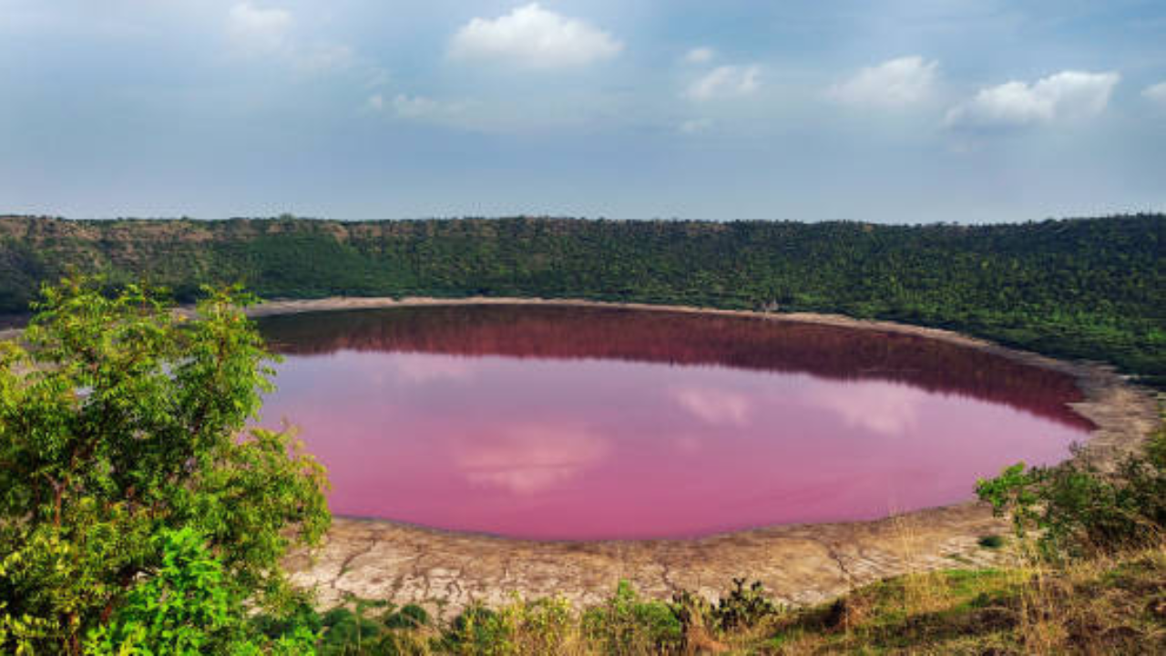 महाराष्ट्रातील एकमेव ठिकाण जिथे सापडते चंद्रावरची माती