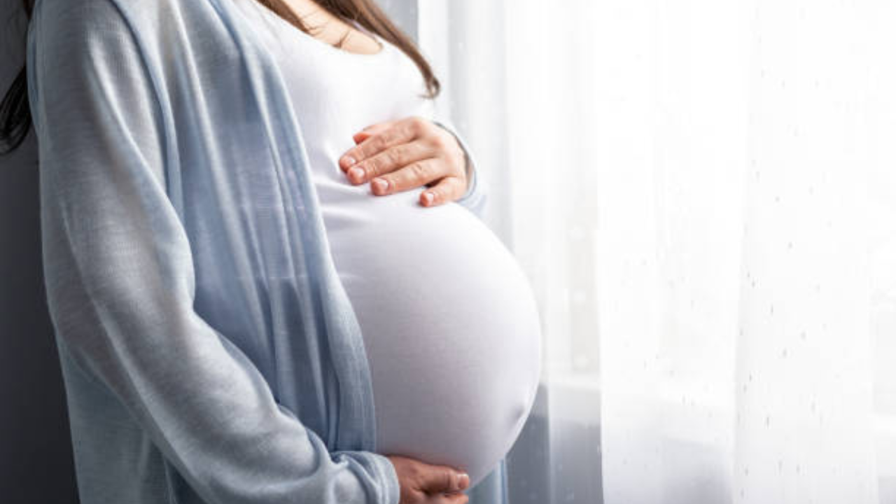 गरोदरपणात मेथी खाऊ नये (फोटो सौजन्य - iStock)