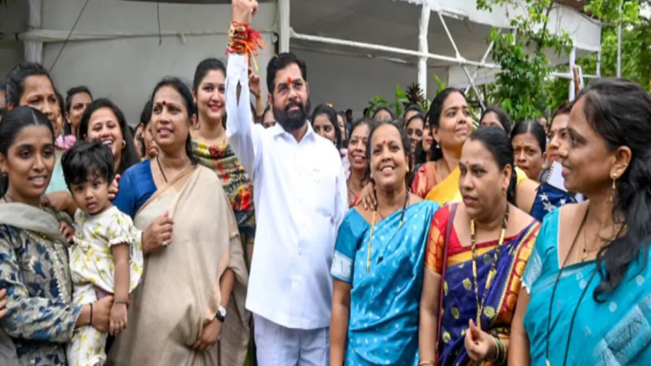 मुख्यमंत्री लाडकी बहिण योजनेत मोठा बदल; शंभूराज देसाईंनी दिली माहिती