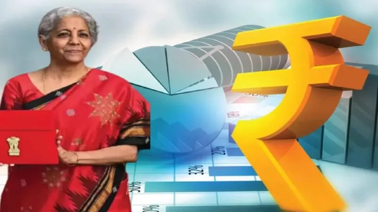 कर स्लॅबमध्ये बदल : यावेळी टॅक्स स्लॅबमध्ये काही बदल केले जातील अशी पगारदारांना आशा आहे. याशिवाय, नवीन करप्रणालीत कमाल 25 टक्के कर आहे, जो सरकार जुन्या प्रणालीवरही लागू करू शकते.