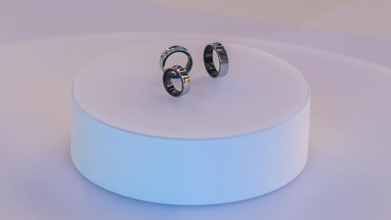 Galaxy Ring साठी कंपनी 4 लाख युनिट्स बॅटरी बनवण्याची तयारी करत आहे. युजर्सच्या फीडबॅकनंतर यामध्ये बदल करण्यात येईल, असे कंपनीने सांगितलं आहे. 