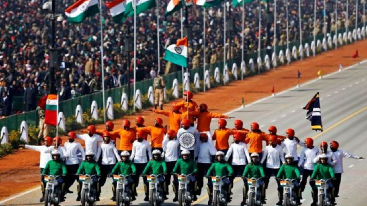 भारत आणि पाकिस्तान या वर्षी त्यांचा 78 वा स्वातंत्र्यदिन साजरा करणार आहे. भारतात 15 ऑगस्ट रोजी तर पाकिस्तानात 14 ऑगस्ट रोजी स्वातंत्र्यदिन साजरा केला जातो. 