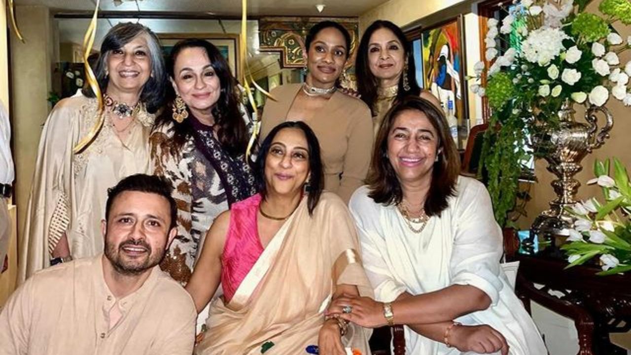 मसाबा ही नीना गुप्ता आणि माजी क्रिकेटपटू विवियन रिचर्ड्स यांची मुलगी आहे. तसेच ही अभिनेत्री आता लवकरच आई होणार असून, त्यांच्या संपूर्ण कुटुंबामध्ये आनंदाचे वातावरण निर्माण झाले आहे. 
