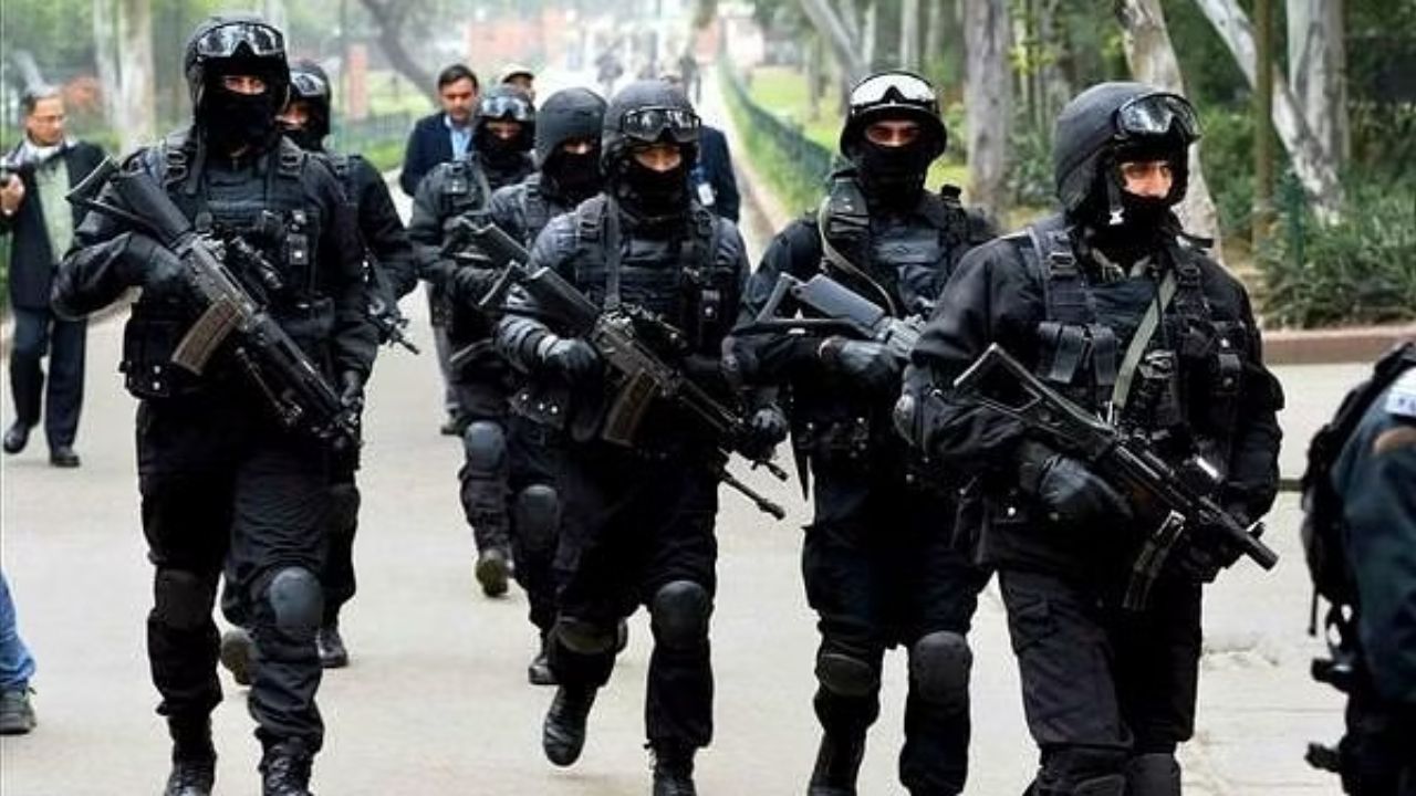 भारताच्या सर्वात शक्तिशाली NSG कमांडोनाच 'ब्लॅक कॅट कमांडो' म्हणतात का जाणून घ्या 