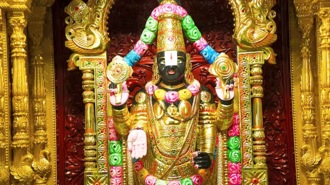 दक्षिण भारतातील 'ही' पाच मंदिरे आहेत खूप प्रसिद्ध इथे भेट दिल्याशिवाय सहल राहील अपूर्ण 