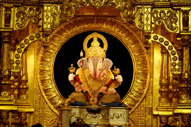 Ganesh Chaturthi 2024: गणेश मंडळांसाठी मुख्यमंत्री एकनाथ शिंदेंचा मोठा निर्णय; मोफत पार्किंगसह मिळणार 'या' सुविधा 