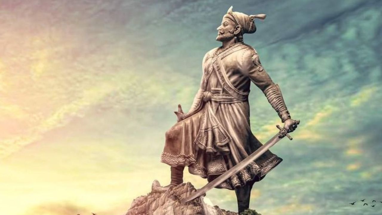 यानंतर महाराजांनी औरंगजेबाच्या सैन्याचा पराभव केला. या शौर्यानंतर 6 जून 1974 रोजी रायगड किल्ल्यात महाराजांना छत्रपती ही पदवी देण्यात आली. 