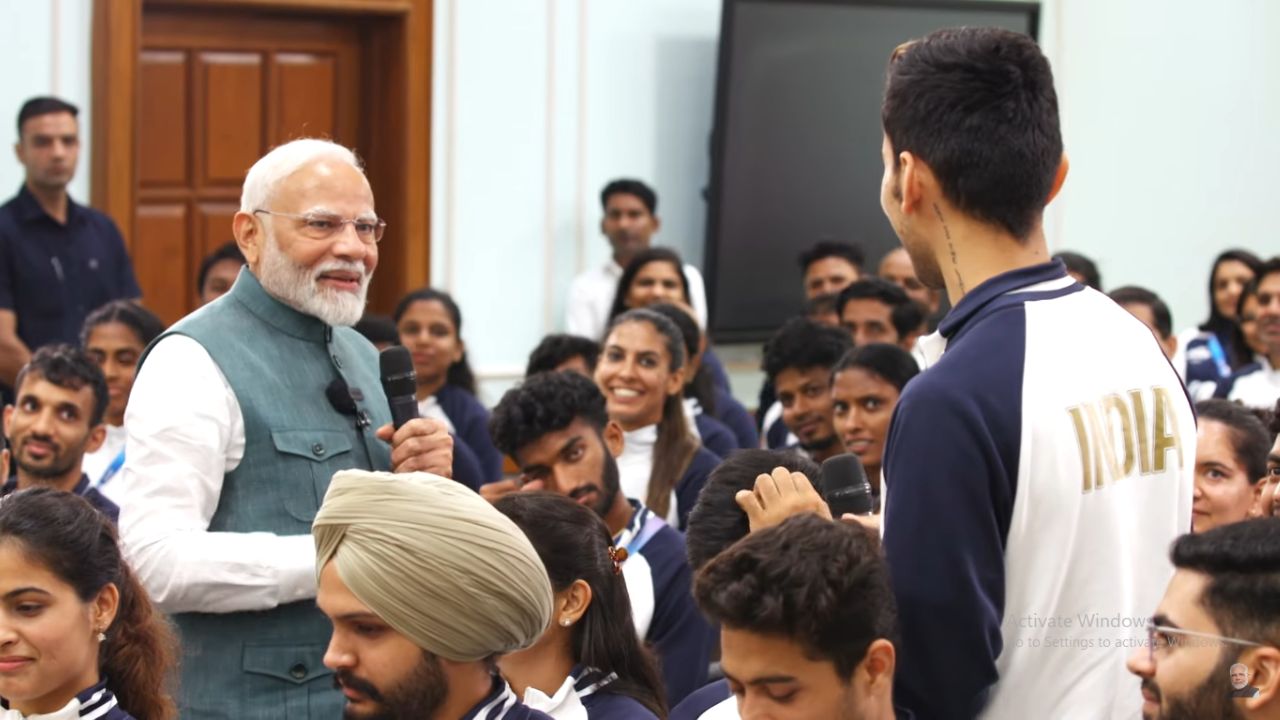 पंतप्रधान नरेंद्र मोदींनी साधला ऑलिम्पिकमध्ये सहभागी झालेल्या खेळाडूंशी खास संवाद - फोटो सौजन्य - नरेंद्र मोदी युट्युब चॅनेल