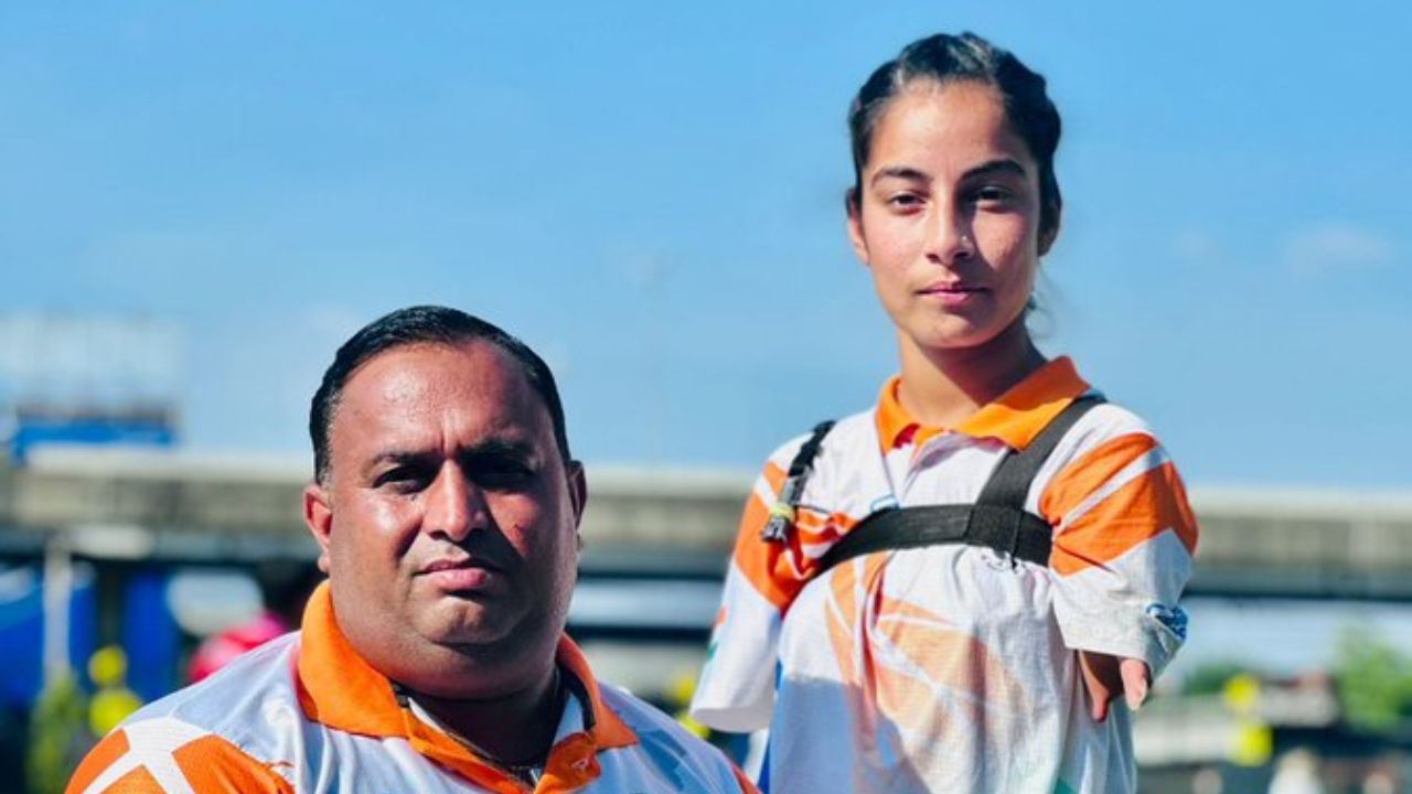 यामध्ये आता भारतीय तिरंदाज राकेश कुमार आणि शीतल देवी हे दोघे मिक्स टीम मधून खेळणार आहेत, यामध्ये भारताचा संघ पहिल्या स्थानावर असून वर्ल्ड रेकॉर्ड नावावर केला आहे. फोटो सौजन्य - सोशल मिडिया