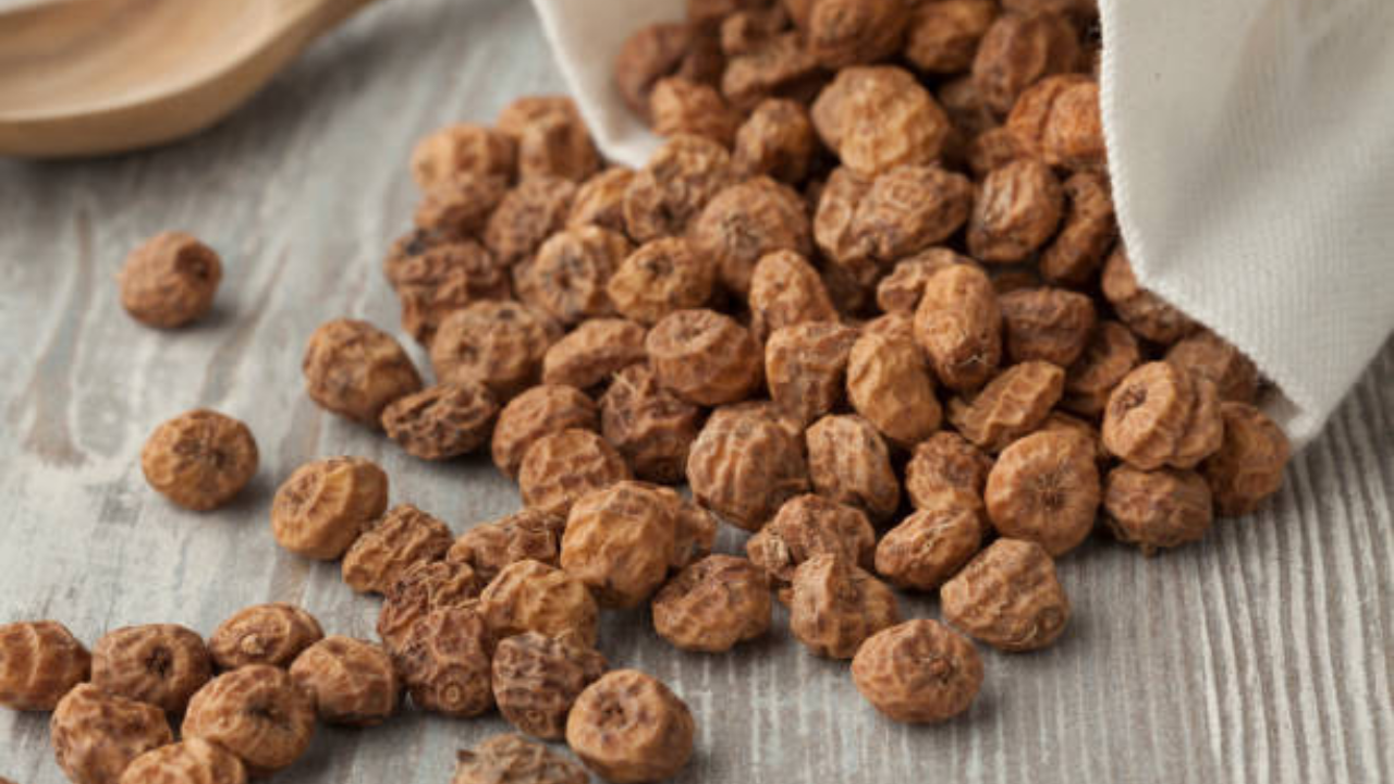 भारताव्यतिरिक्त आफ्रिका, दक्षिण युरोप आणि मध्यपूर्वेतील देशांमध्ये हे ड्रायफ्रूट उपलब्ध आहे