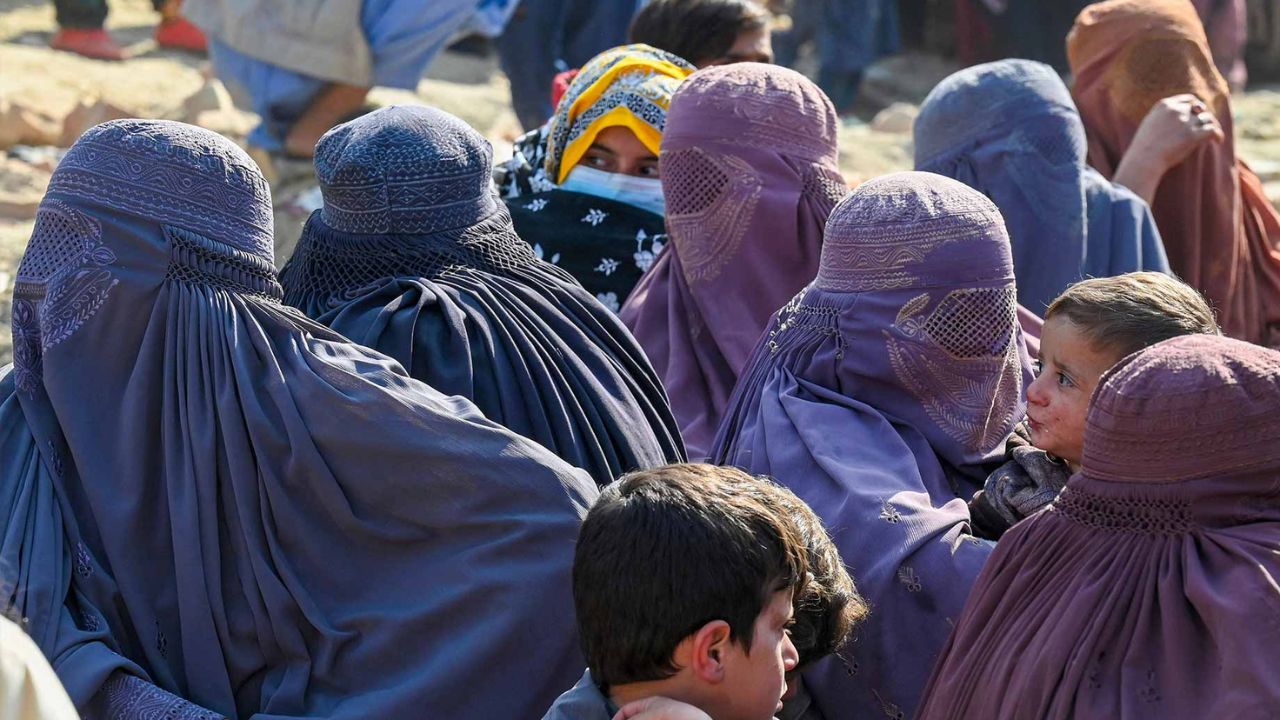 तालिबानमध्ये पुन्हा एकदा महिलांचा आवाज दडपण्याचा प्रयत्न