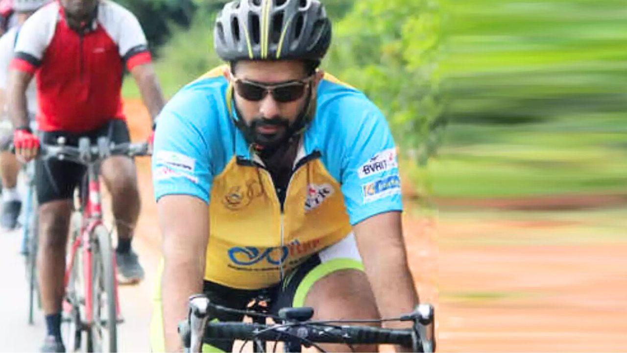 Aditya Mehta's story is completely filmy