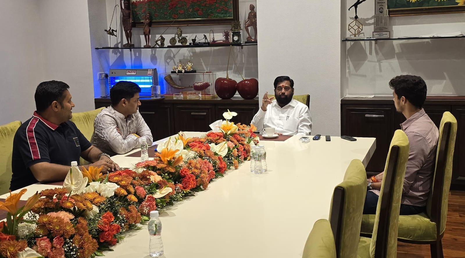 Olympic medalist Swapneel Kusale felicitated by Chief Minister Eknath Shinde 