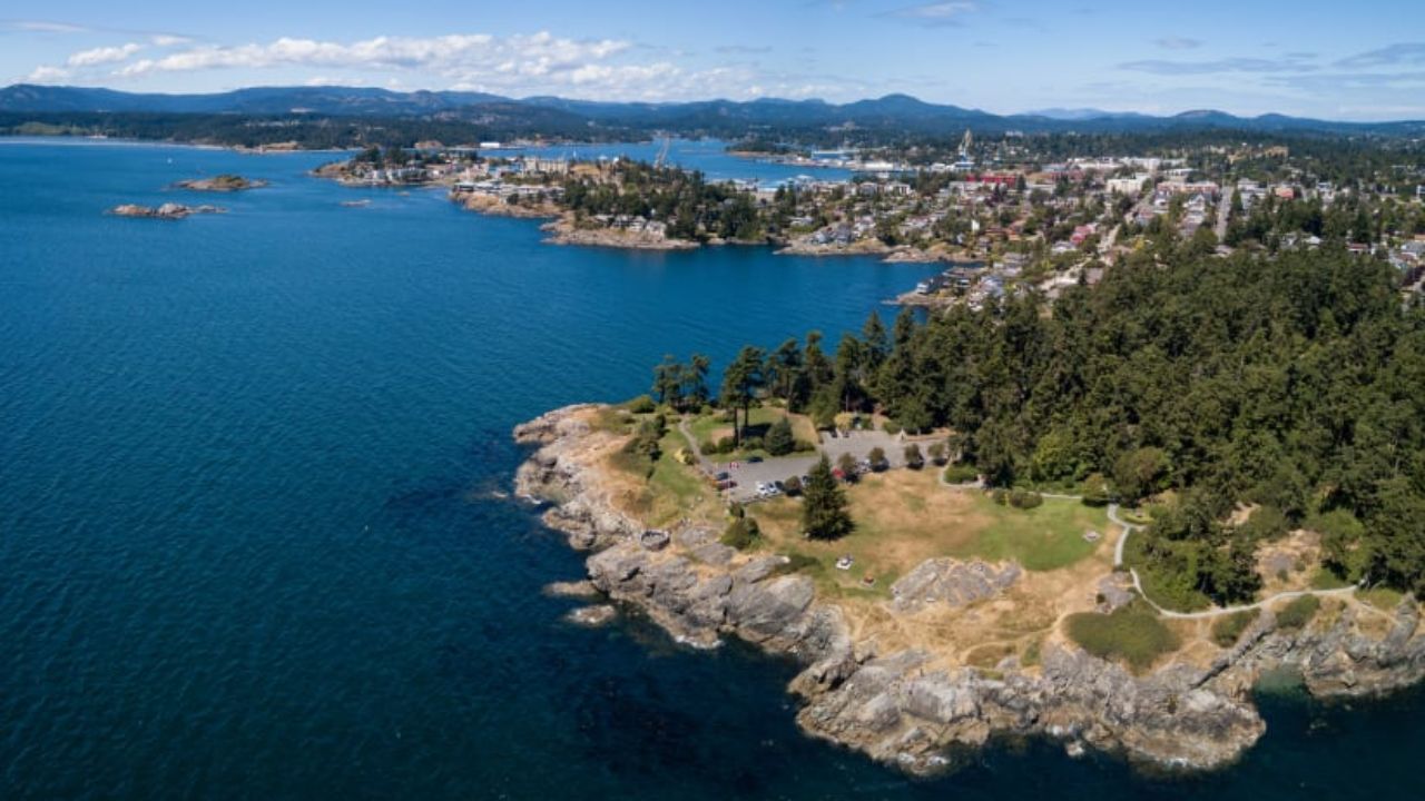 Canada news Earthquake tremors felt in British Columbia Canada of 6 5 Richter scale