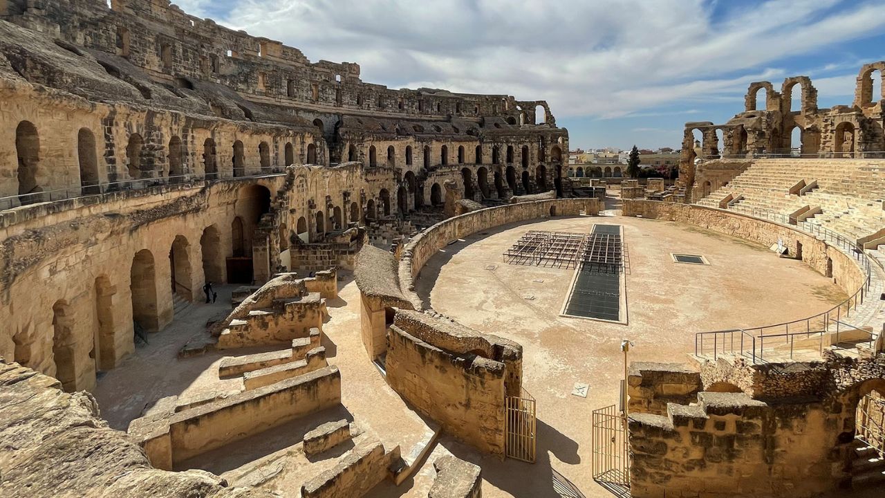 You can explore tunisia the beautiful country with less money Natural beauty can be seen in a 5 day trip