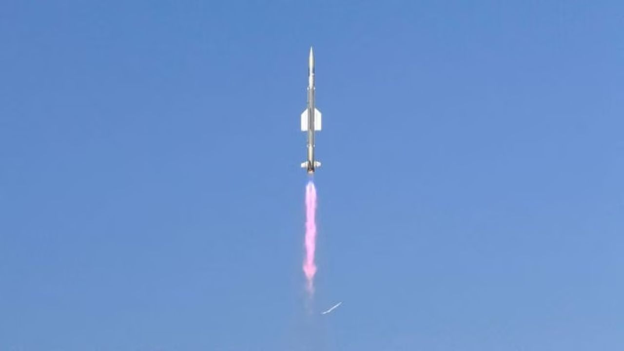 successful test of 'surface to air' missile by drdo and navy