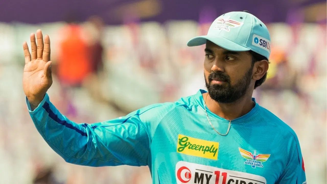 केएल राहुल - लखनौ सुपर जायंट्सचा कर्णधार केएल राहुलचे नाव संघ रिलीज करू शकतो असे म्हंटले जात आहे, आता केएल राहुल भारताच्या T20 संघाचा भागही नाही अशा परिस्थितीत तोही नव्या संघात दिसल्यास नवल वाटायला नको.