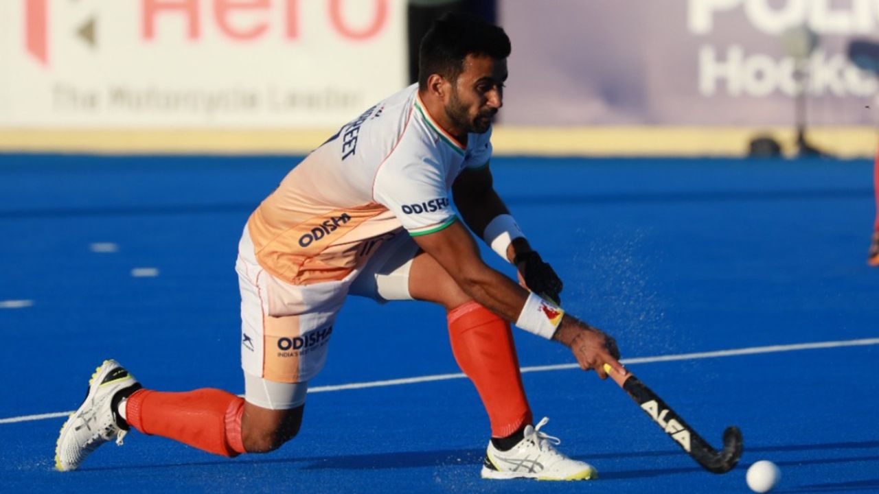 भारताचा संघाने सर्व सामने जिंकून गुणतालिकेमध्ये अव्वल स्थानावर आहे. यामध्ये भारताच्या संघाने १५ गुण मिळवले आहेत, या स्पर्धेमध्ये सर्वात्तम परफॉर्मन्स हा भारतीय हॉकी संघाचा राहिला आहे. फोटो सौजन्य - हॉकी इंडिया सोशल मीडिया 