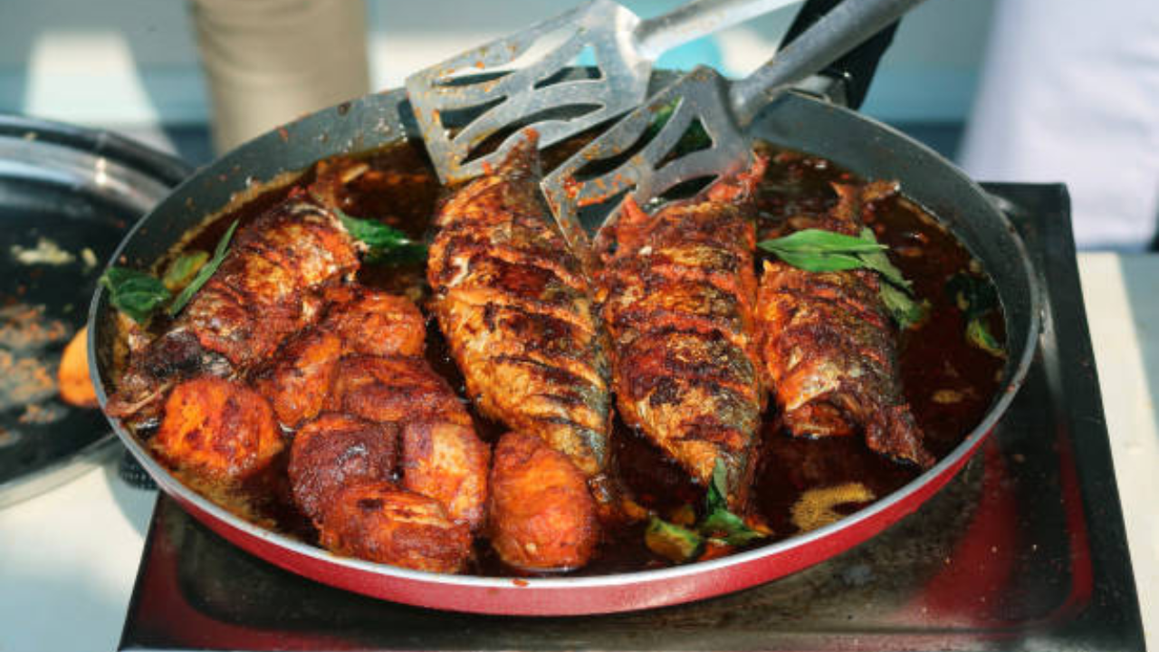 फॅटी फिश खावे
