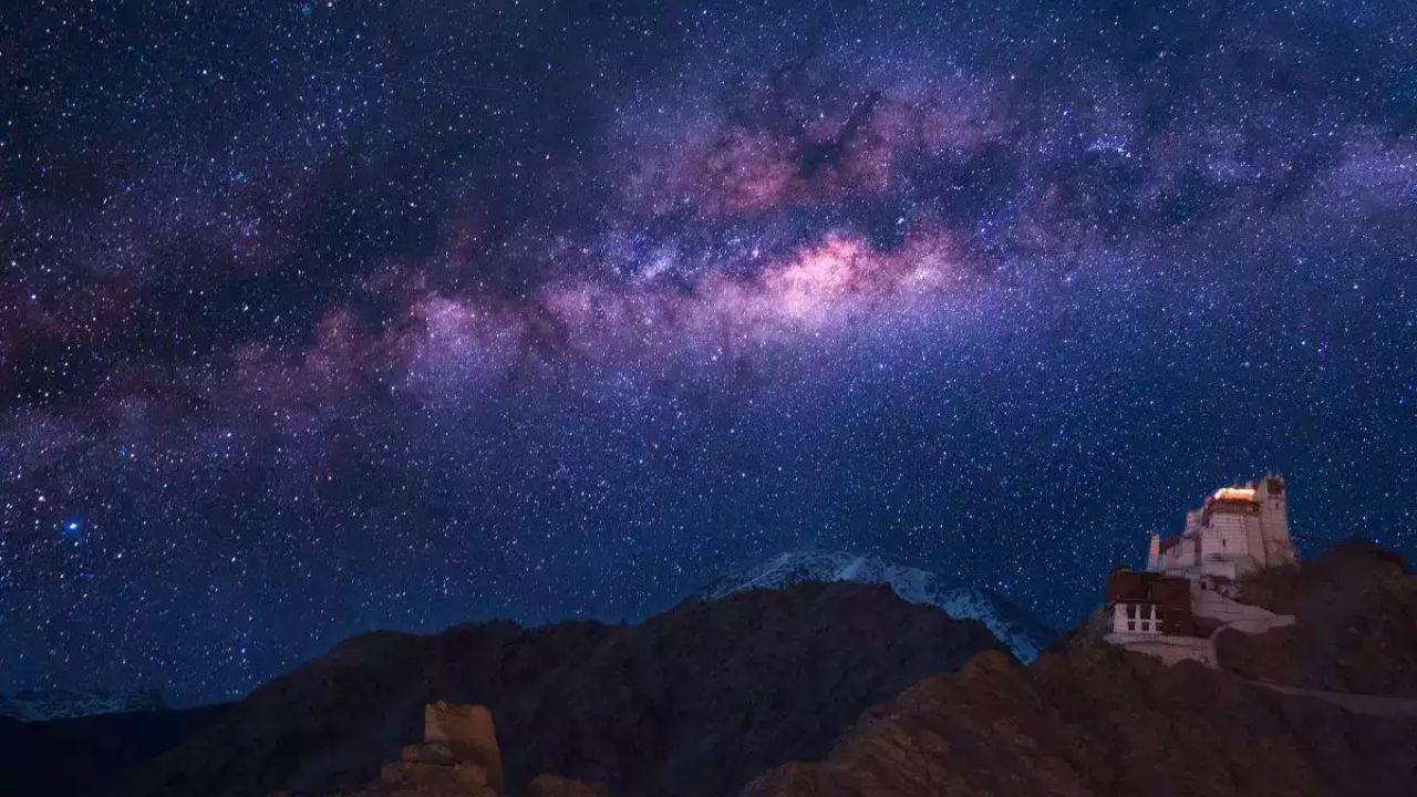 The multi-hued sky from Leh to America Know the secret behind this unprecedented phenomenon