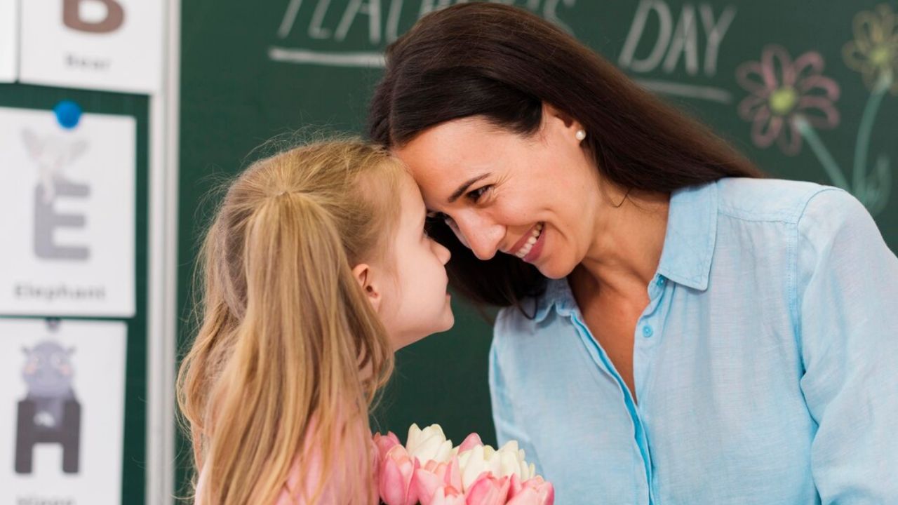 World Teachers day  International Teachers Day was started for 'this' reason, know the interesting history behind it