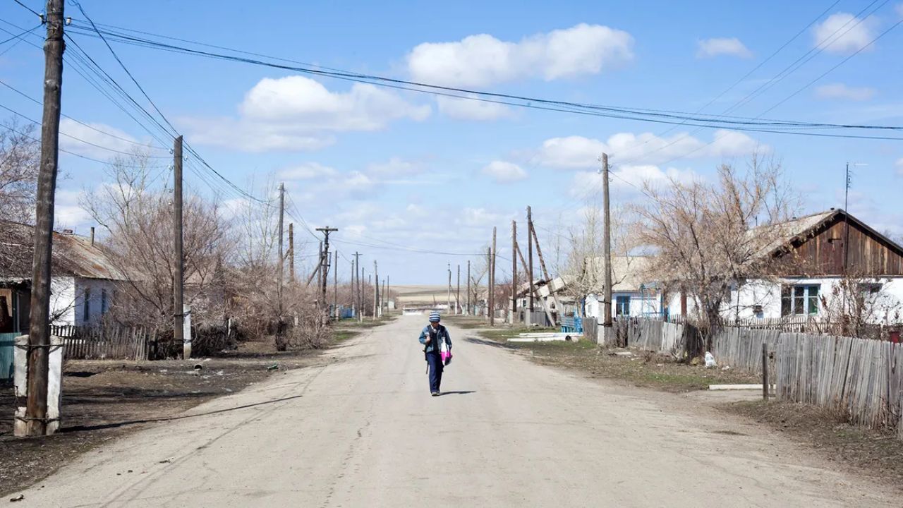 नाही-नाही, आम्ही विनोद करत नाही. उलट हे खरे आहे. आज आम्ही तुम्हाला ज्या ठिकाणाविषयी आणि ठिकाणाविषयी सांगणार आहोत, त्याबद्दल ऐकल्यानंतर तुम्ही विचाराल की असंही होतं का?