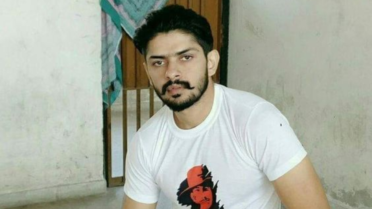 आता कॉन्व्हेंट शाळेतन शिकलेला हा तरूण नक्की गँगस्टर कसा बनला या प्रश्नाचे उत्तर शोधण्यात येत आहे. प्रयसीच्या  दुर्दैवी मृत्यूनंतर असुया आणि बदल्याच्या भावनेतून लाॅरेन्स हा गँगस्टर बनला असे मीडिया रिपोर्टमधून सांगण्यात येते
