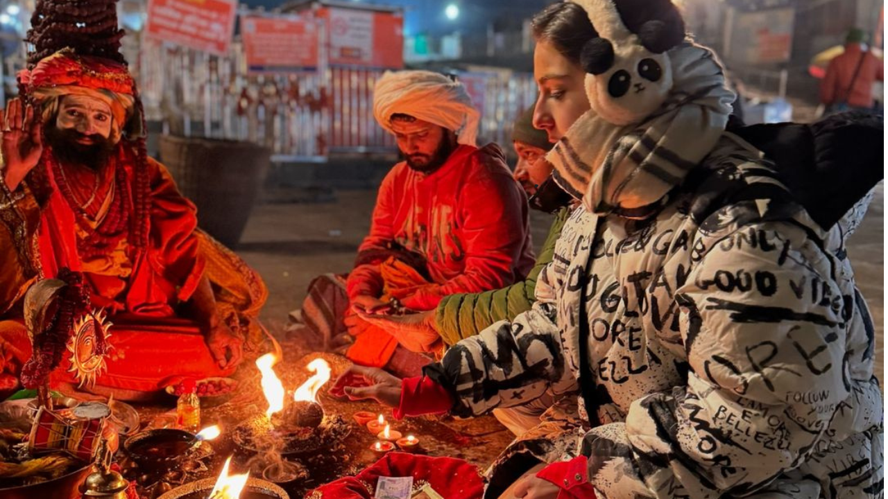 अभिनेत्री सारा अली खानने तिच्या इंस्टाग्राम हँडलवर एक छानशी पोस्ट शेअर केली आहे. ती केदारनाथच्या दर्शनाला गेली आहे. 