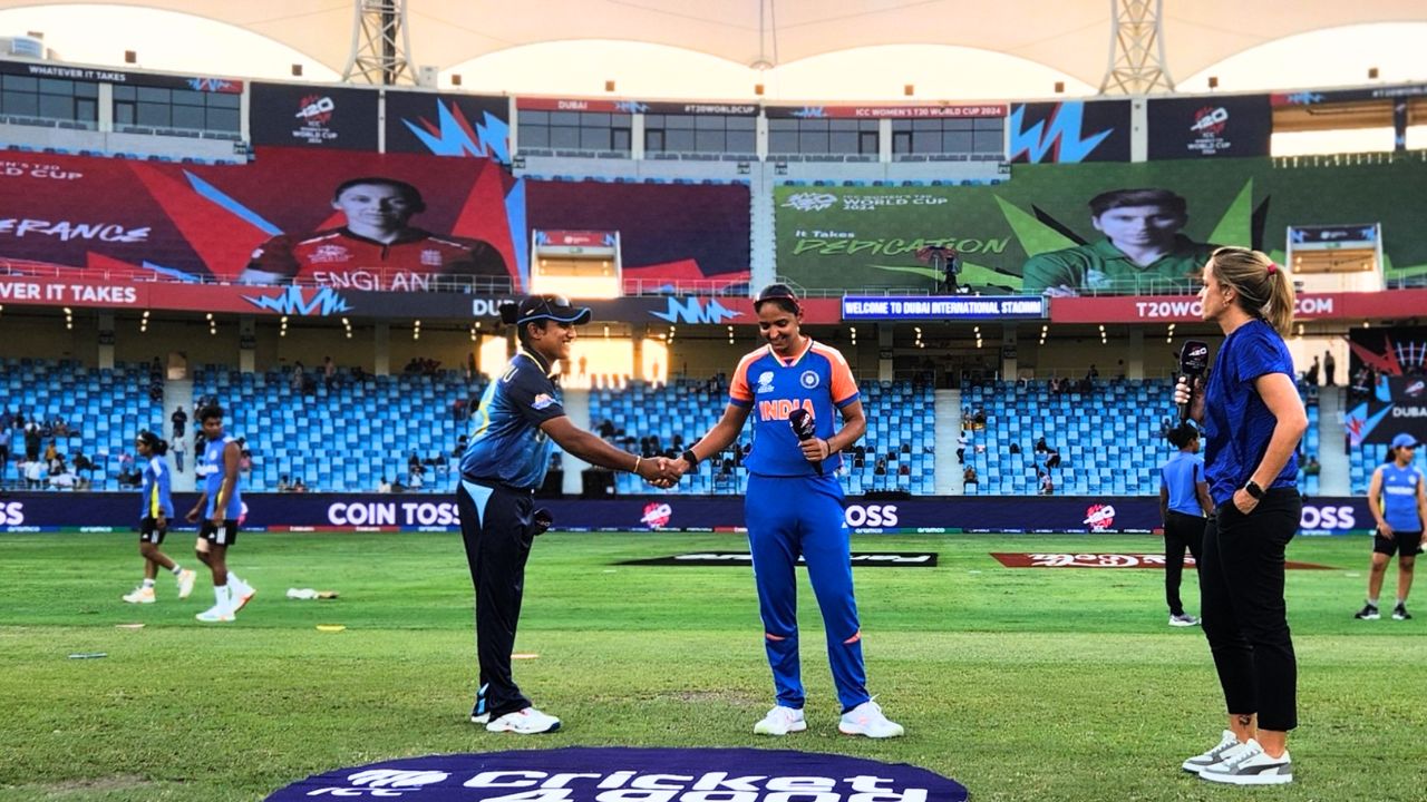 भारती महिला संघाच्या भेदक गोलंदाजीसमोर श्रीलंकेची फलंदाजी ढासळली, टीम इंडियाचा मोठा विजय
